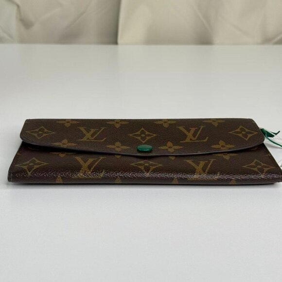 Louis Vuitton Monogram Canvas Wallet with Green Accent - Picture 5 of 7